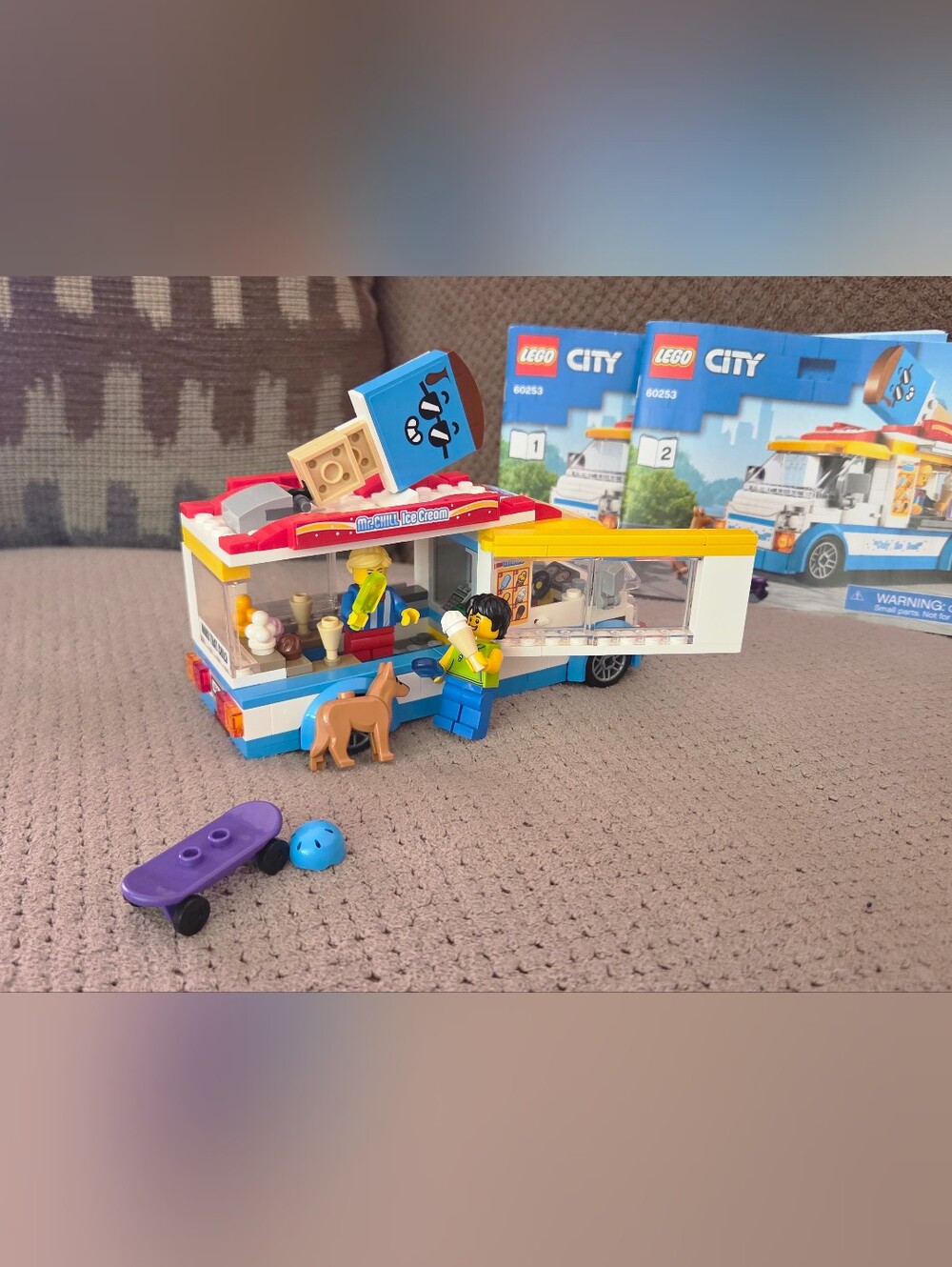 Lego City Ice Cream Truck 60253 Retired set 200 pcs 99% complete Different wig - Picture 2 of 16